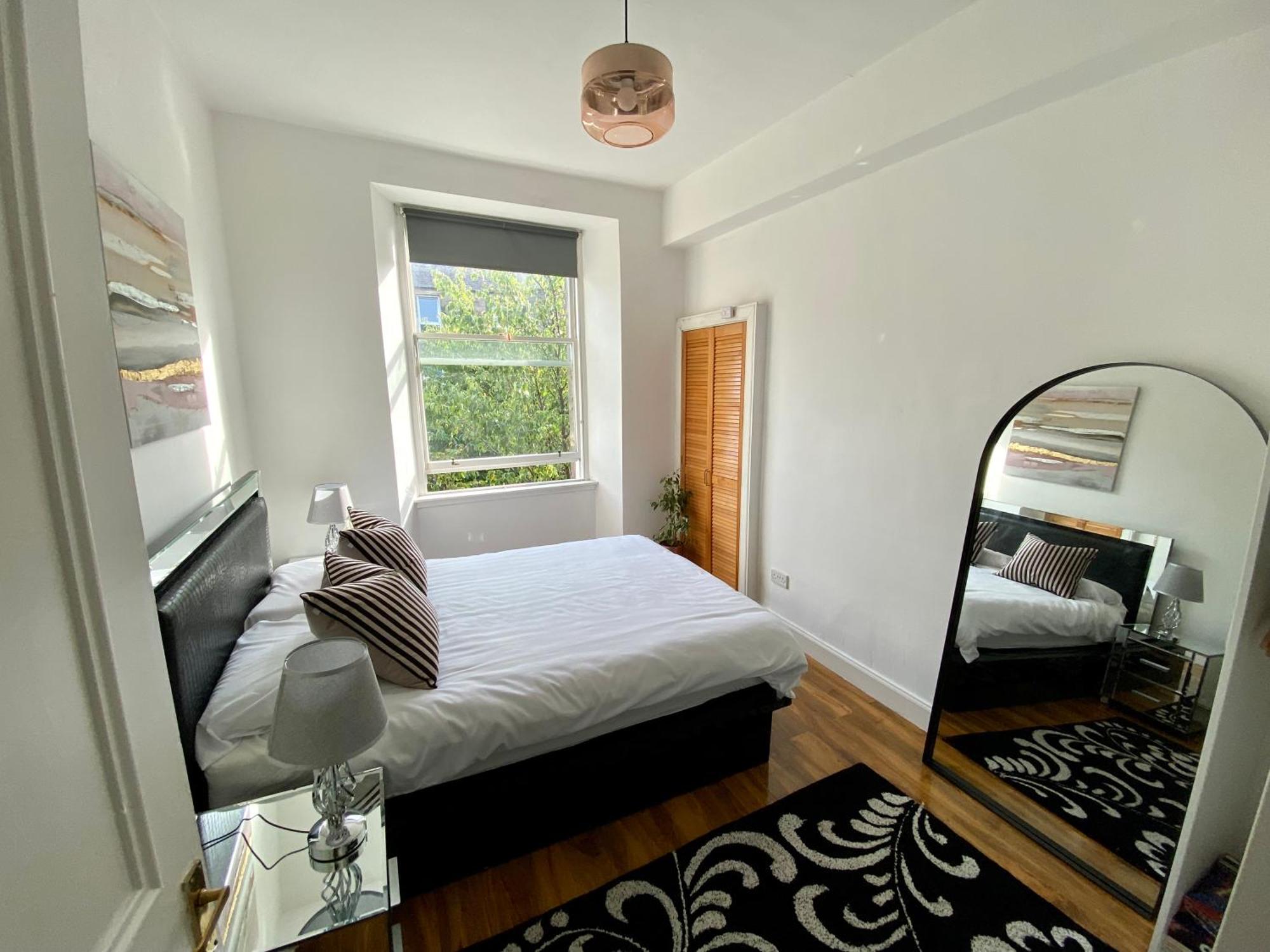 Traveller Award Winner 2024 - Edinburgh Apartment With 3 Beds Bagian luar foto